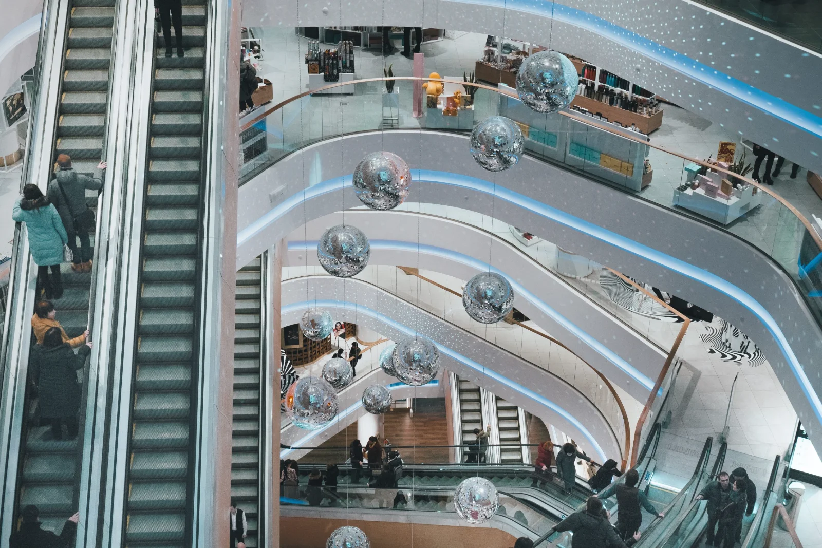 Retail brands streamline operations, maximizing efficiency and customer experience