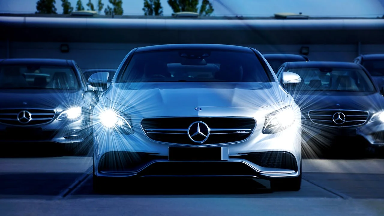 Ad campaigns on interconnected devices drive automotive marketing success in 2025