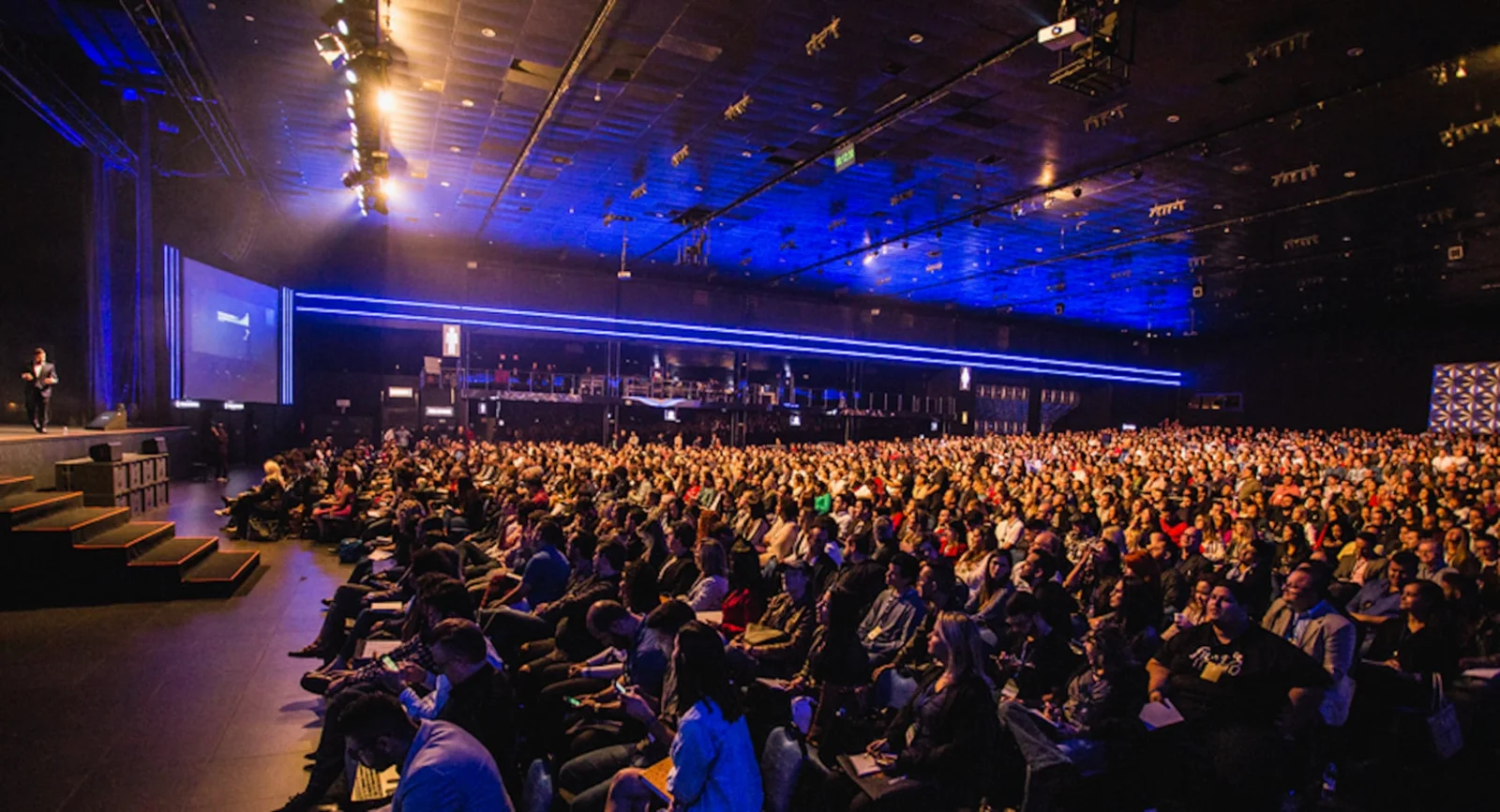People networking and connecting at a vibrant marketing industry event