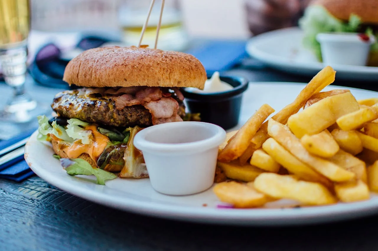 Digital marketing strategy for food and beverage brands, reaching modern consumers online