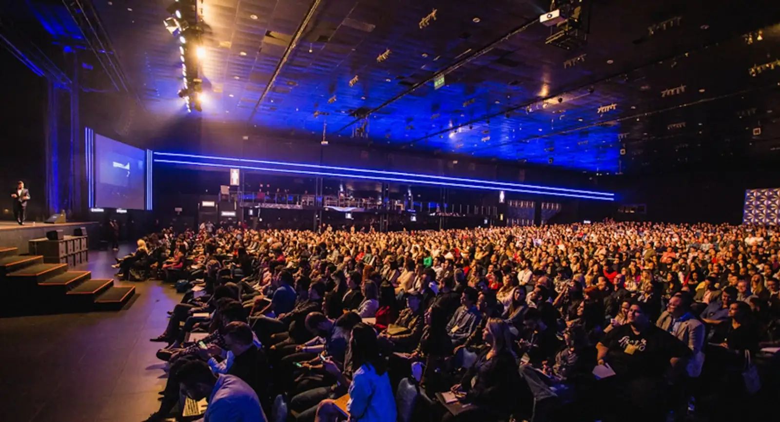 People networking and connecting at a vibrant marketing industry event