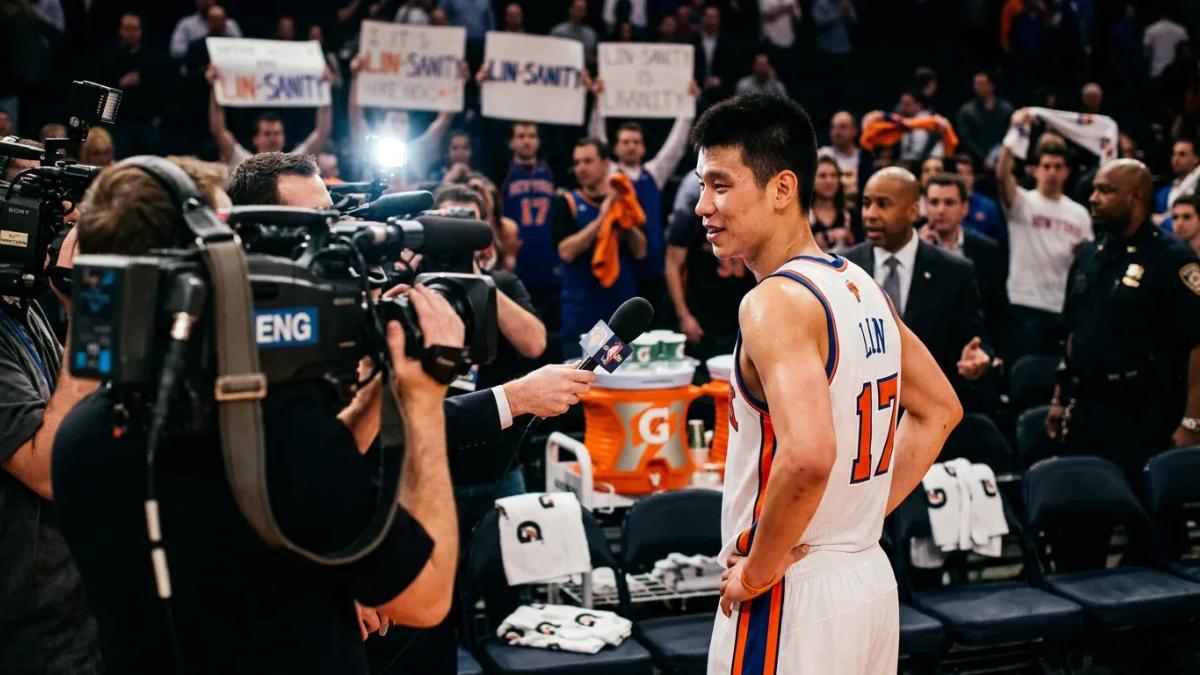 Jeremy Lin in his Knicks jersey, poised to become a marketing phenom through basketball success