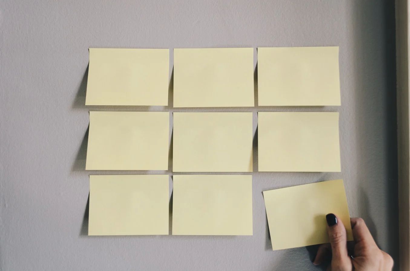 Marketer studies data displaying the latest trends on multiple screens