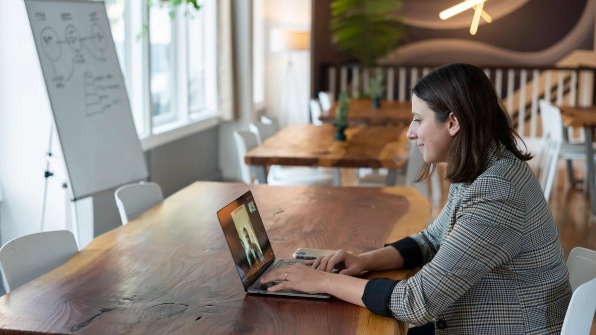 People interacting and engaging during a virtual event on their laptops