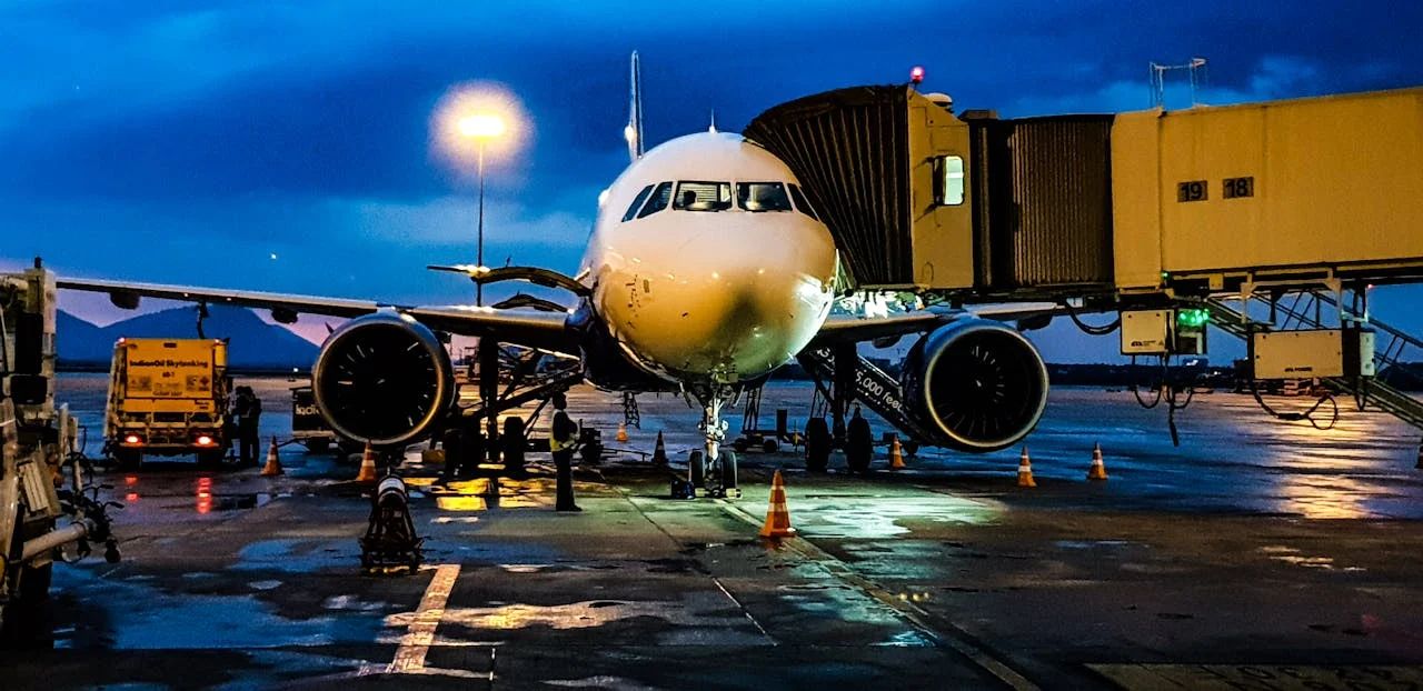Ryanair plane landing in stormy weather, amidst a crisis PR response