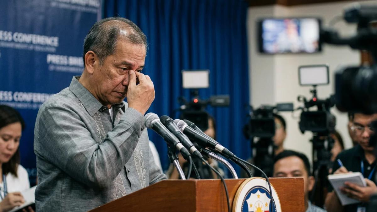 President Duterte and Uncle Sam with troubled expressions, highlighting Philippine foreign policy changes