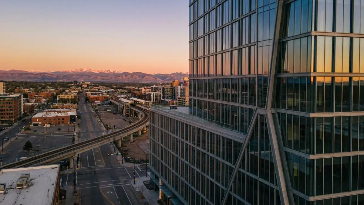 guide to denver as a booming and quickly expanding american city